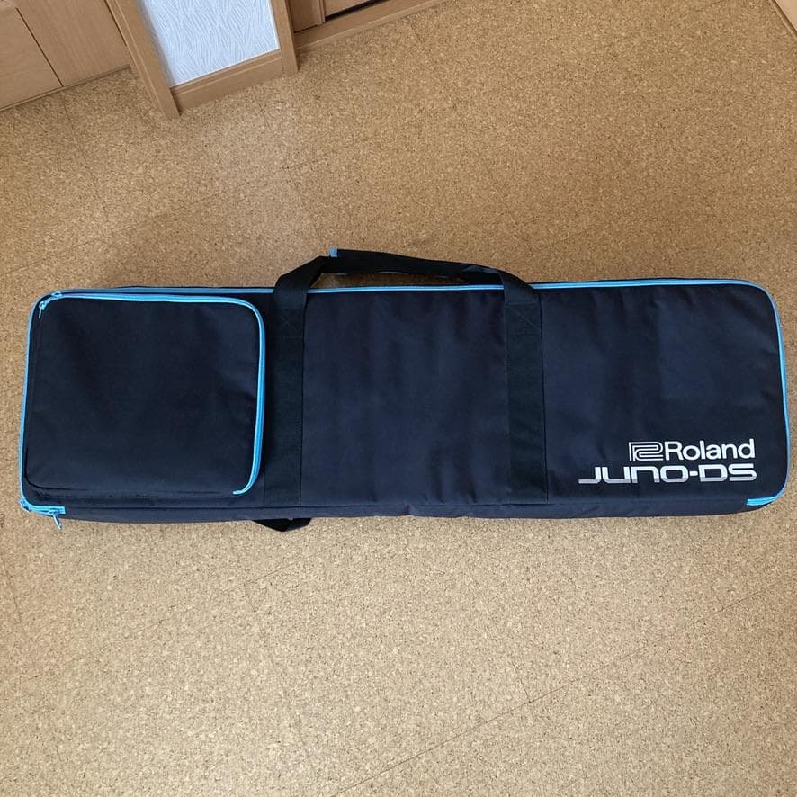 Roland JUNO-DS61 シンセサイザー 61鍵 ソフトケース付き