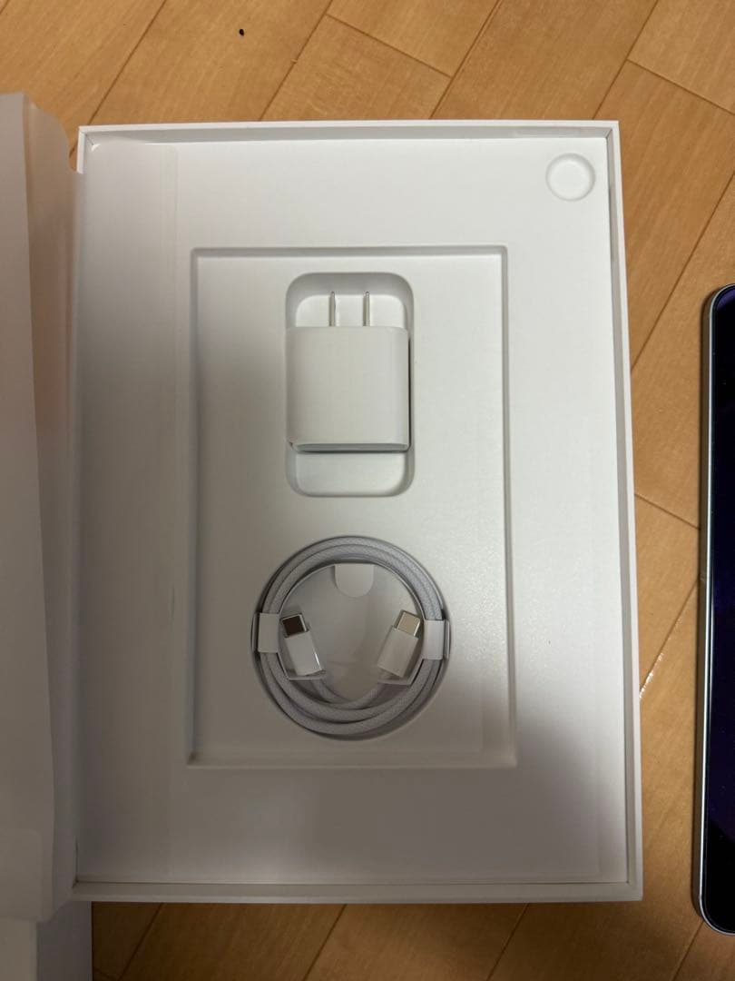 iPad Air M2 11インチ　128GB セルラー