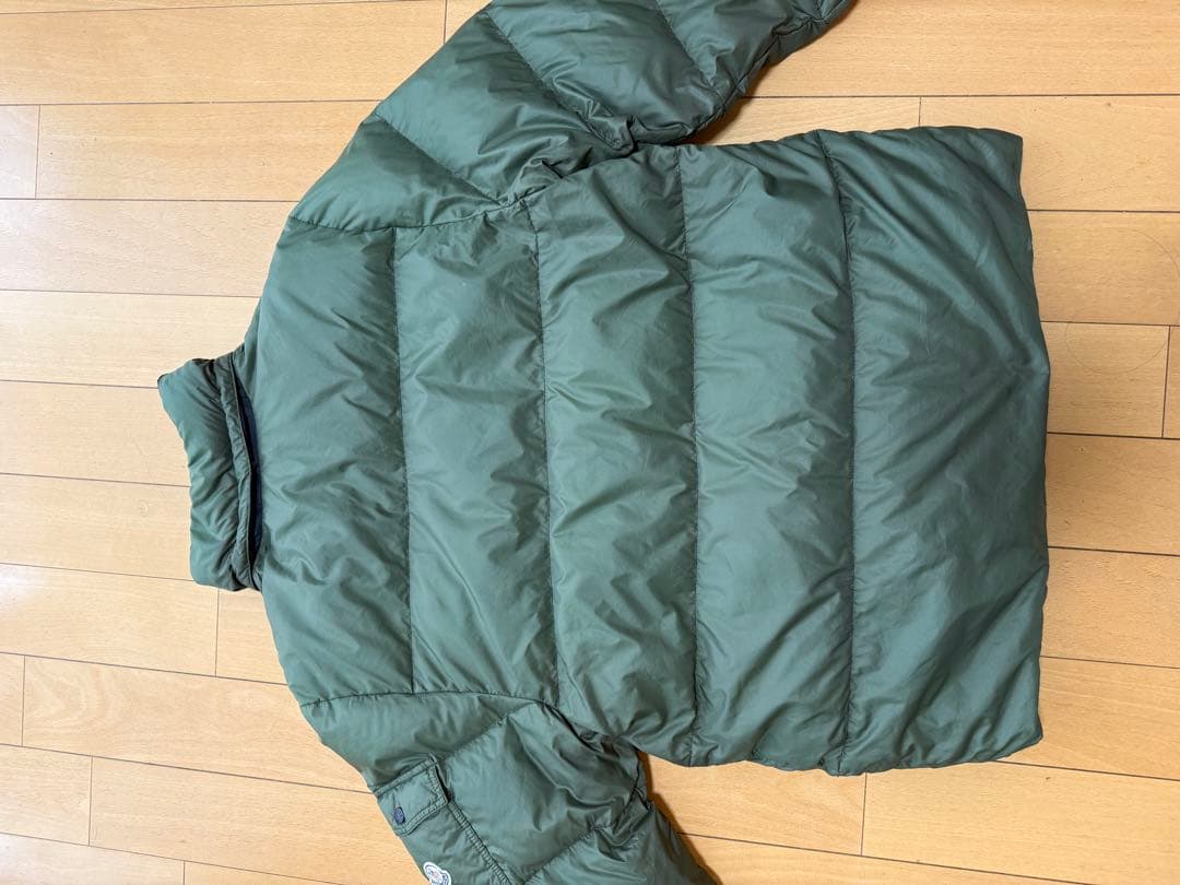 MONCLER オリーブグリーン ダウンジャケット