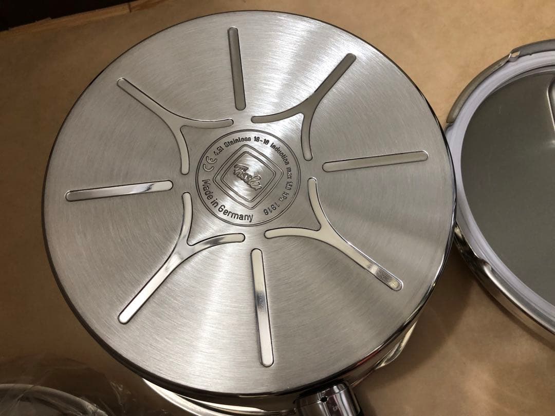 未使用　フィスラー ビタクイック 4.5L 圧力鍋 600-300-04-093