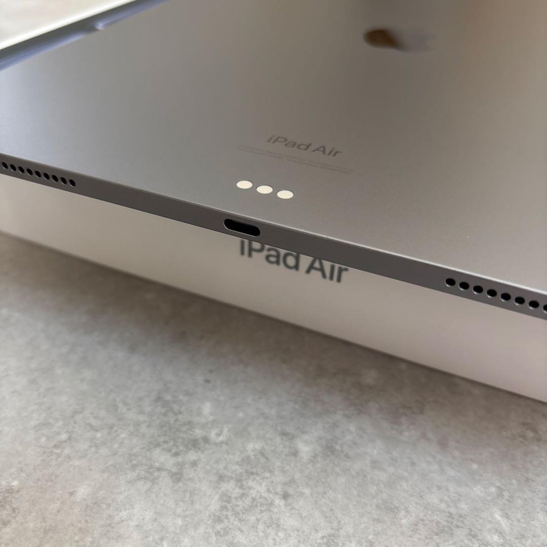 iPad Air 13インチ M2 Wi-Fi 128GB＋純正ケース