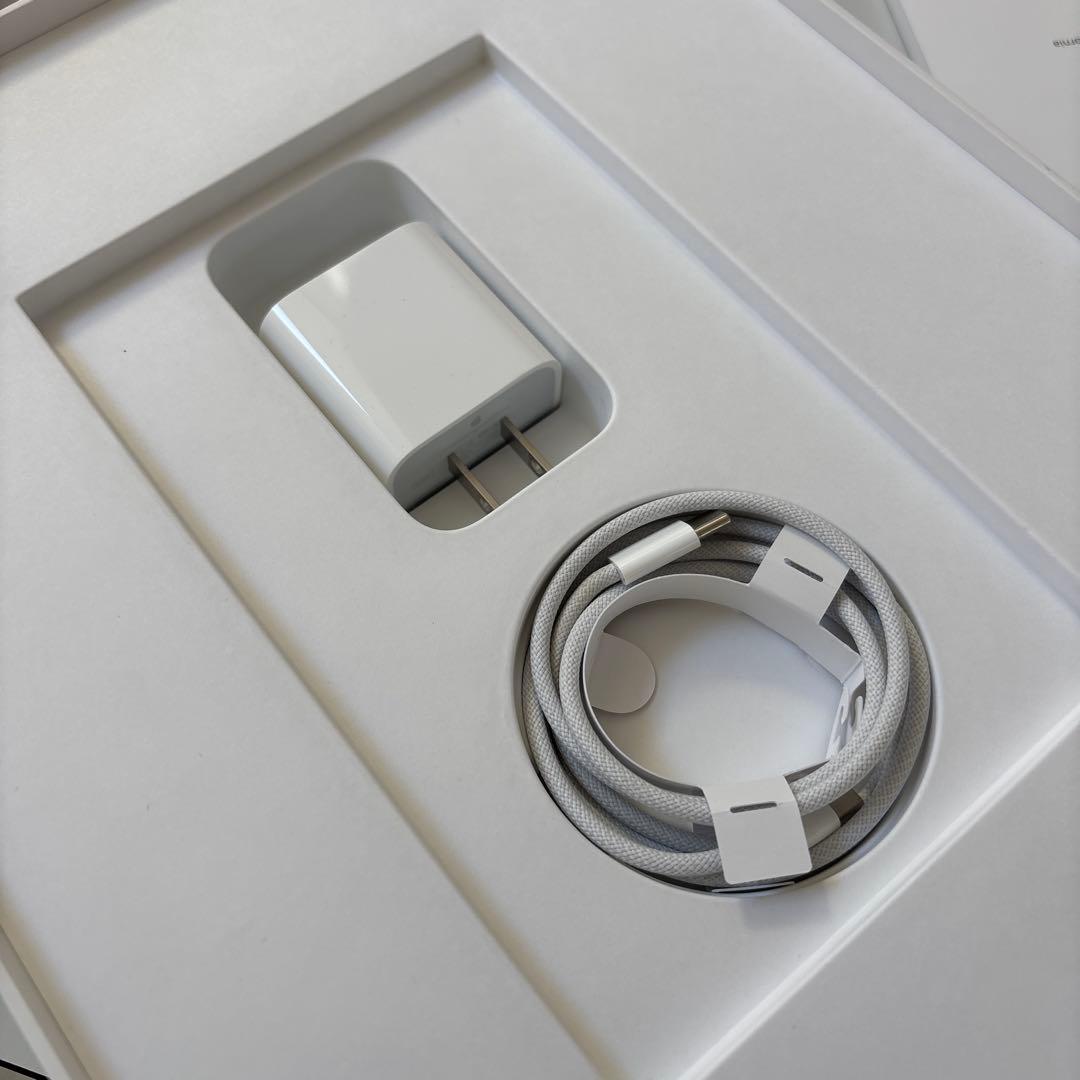 iPad Air 13インチ M2 Wi-Fi 128GB＋純正ケース