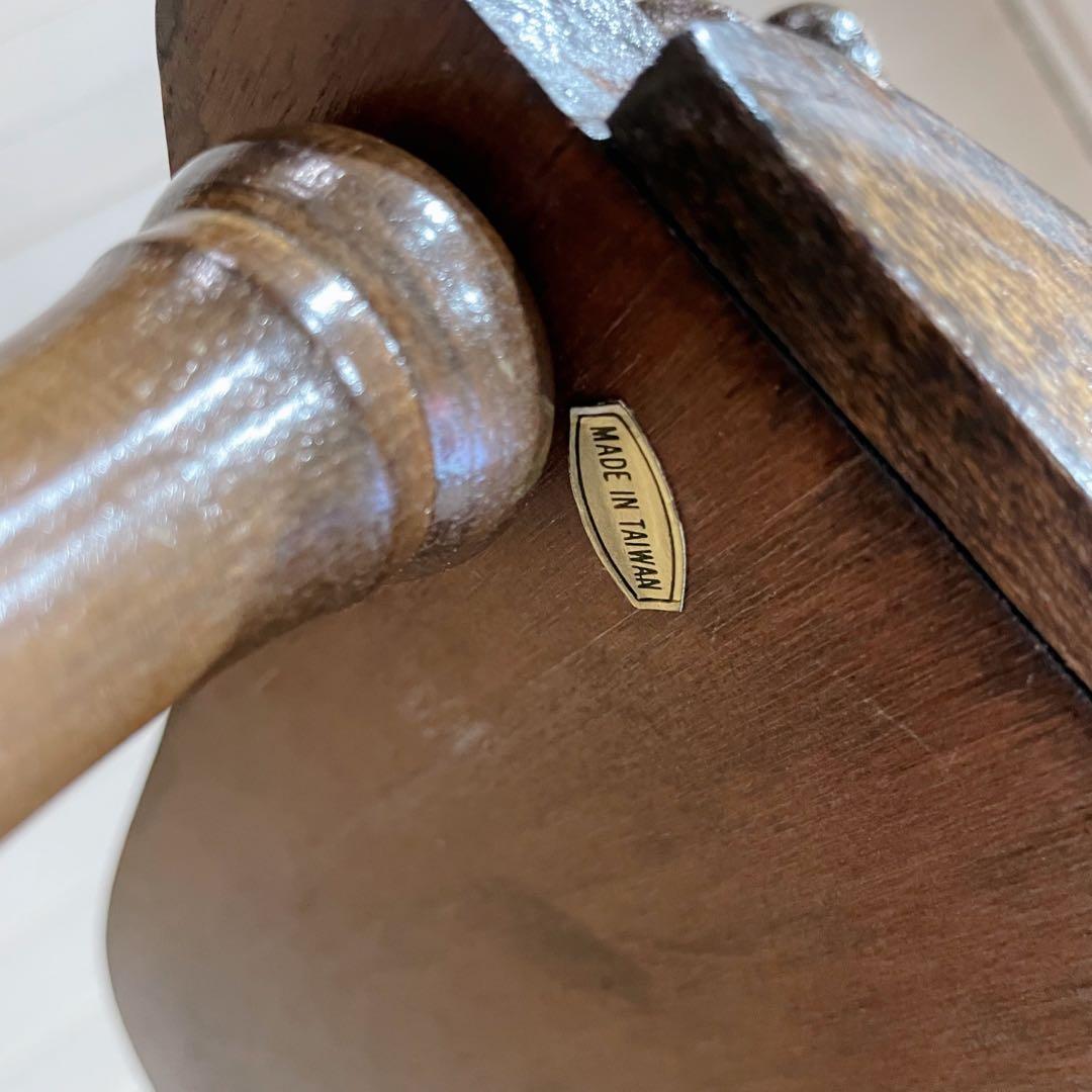 【レア】アンティーク　木製　コーナーラック　飾り棚　ビンテージ　収納　3段