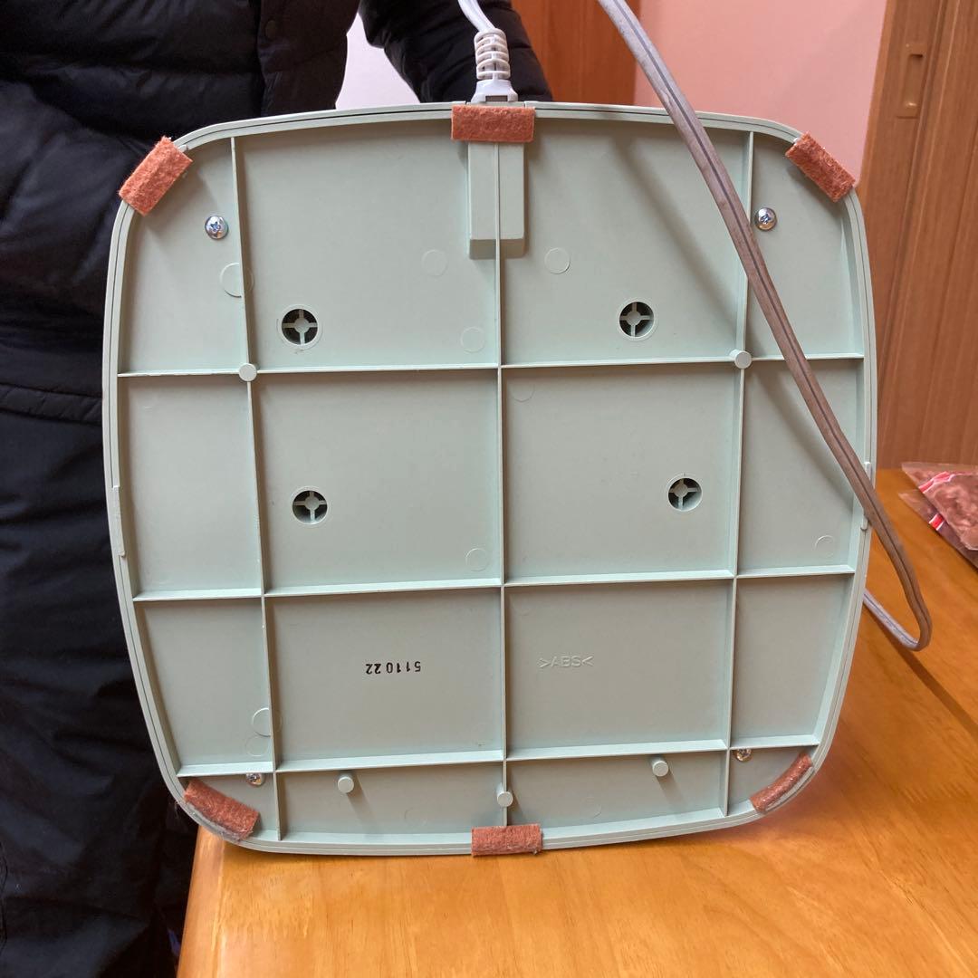 アラジン 遠赤グラファイトヒーター　CAH-2G10D 2021年製