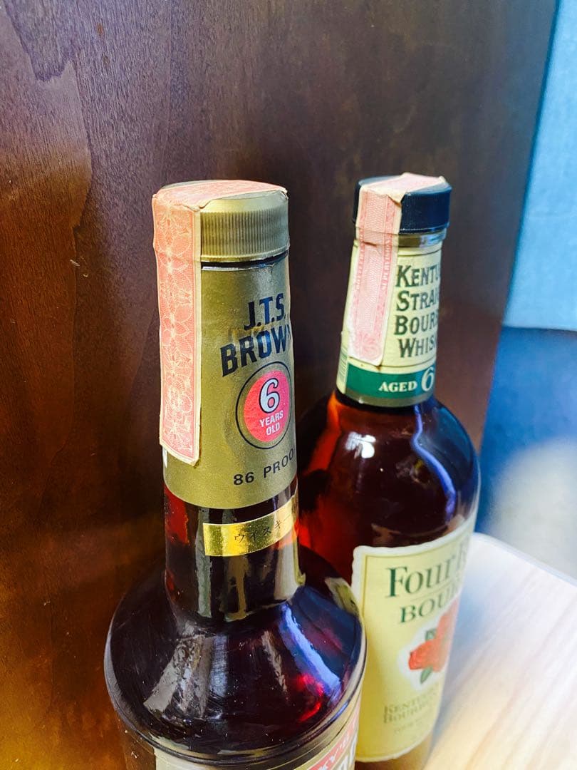 J.T.S. Brown & Four Roses バーボン 6年