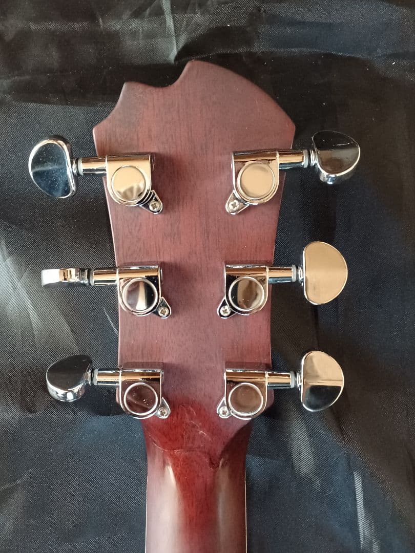 【送料込】【美品】James　ドレッドノート　島村楽器　トップ単板　整備済