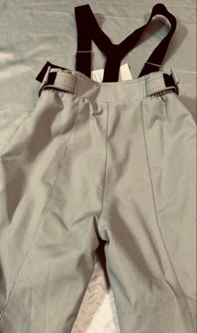 F37 新品パンツ　BOGNER スキーウェア　上下セット　男女兼用　クリーム色