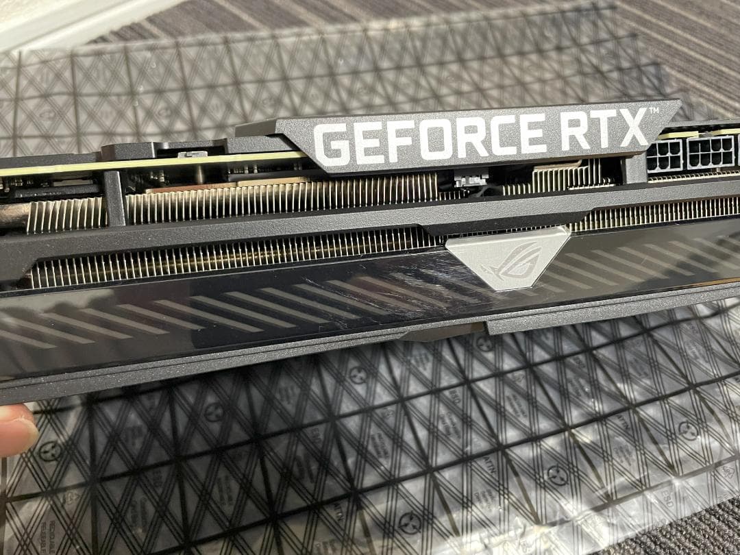 【中古品】ROG-STRIX-RTX3070TI-O8G-GAMING