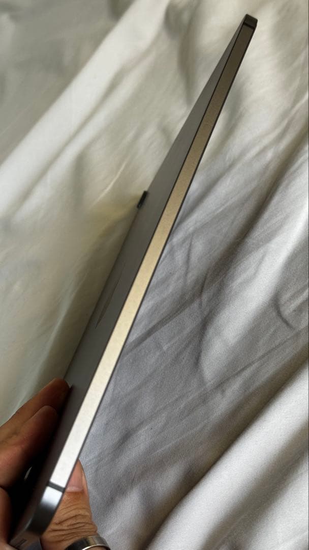 Apple iPad Air 第5世代 グレー 本体 セルラーモデル 64GB