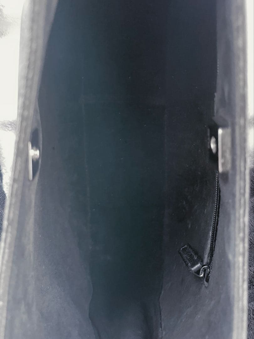 GUCCI ブラックレザー バッグ