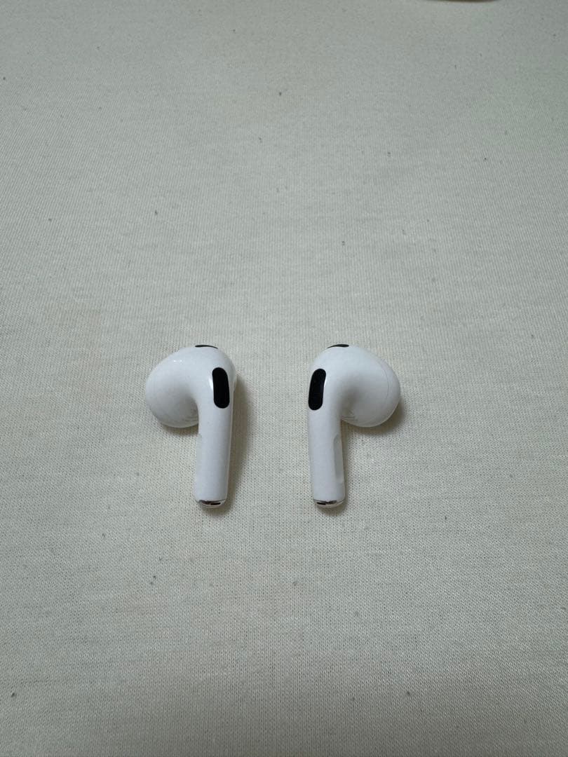 Apple AirPods 第3世代　本体＋充電ケース付き(動作確認済み)