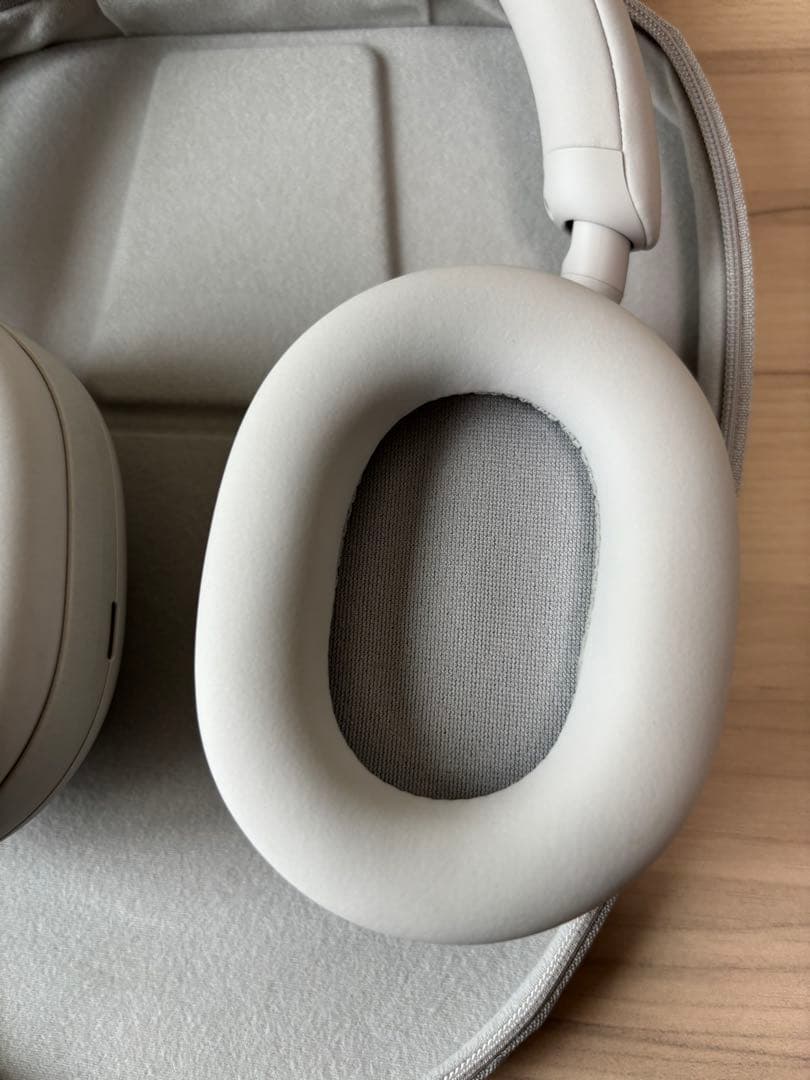 SONY ワイヤレスヘッドホン WH1000XM5