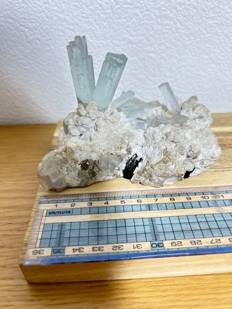 【雲母アクアマリン】世界に一つ！天然石　原石　雲母つき