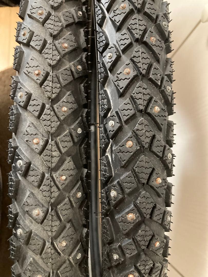 SCHWALBE MARATHON WINTER PLUS 26×2.00