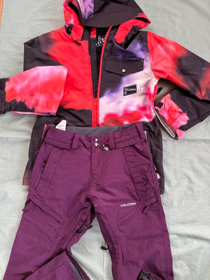 Volcom 子ども用 スノーボードウェア