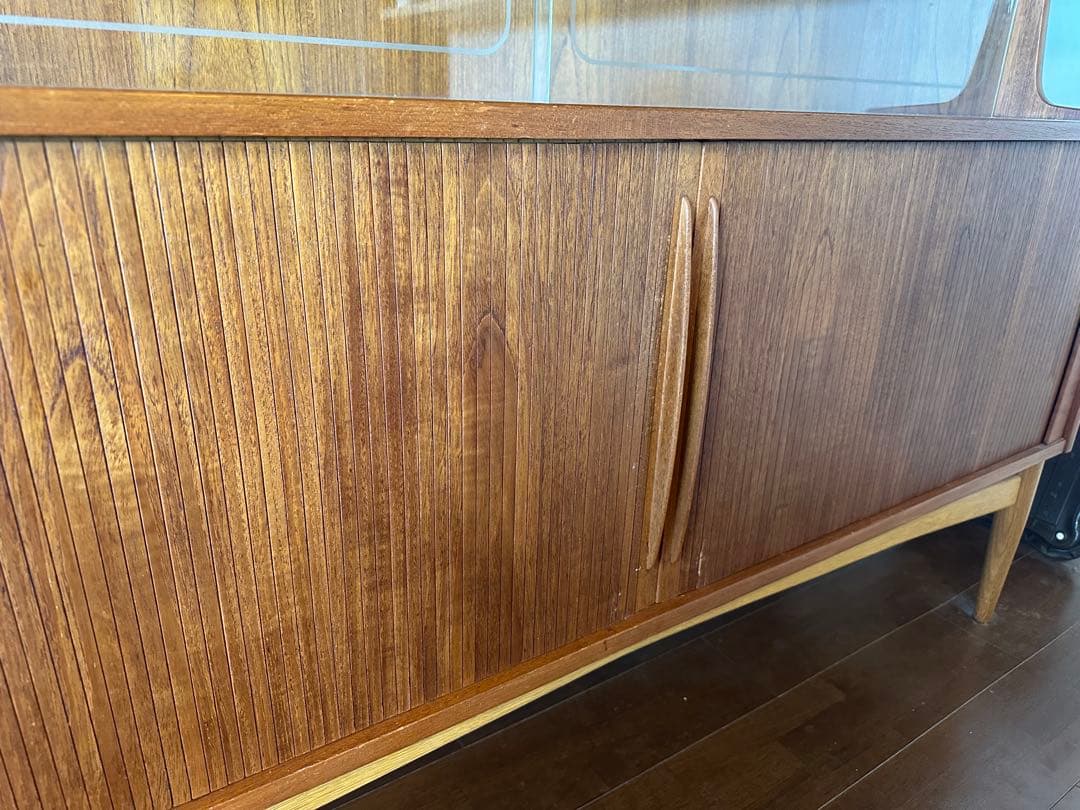 N*O様 北欧家具　デンマーク製　キャビネット　蛇腹　カップボード　食器棚　本棚