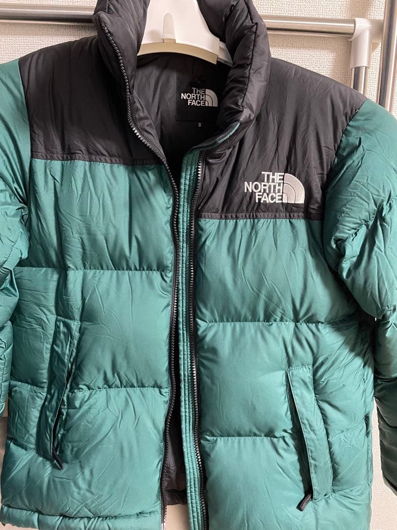 ノースフェイス ヌプシ ダウンジャケット 緑/黒 ナイトグリーン S