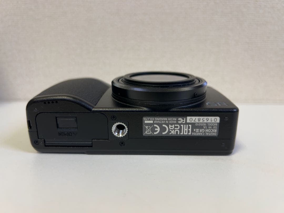 リコー　GRⅢx
