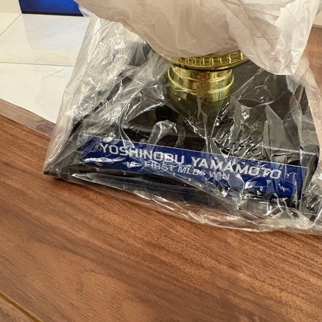 山本由伸 直筆サインボール ドジャース