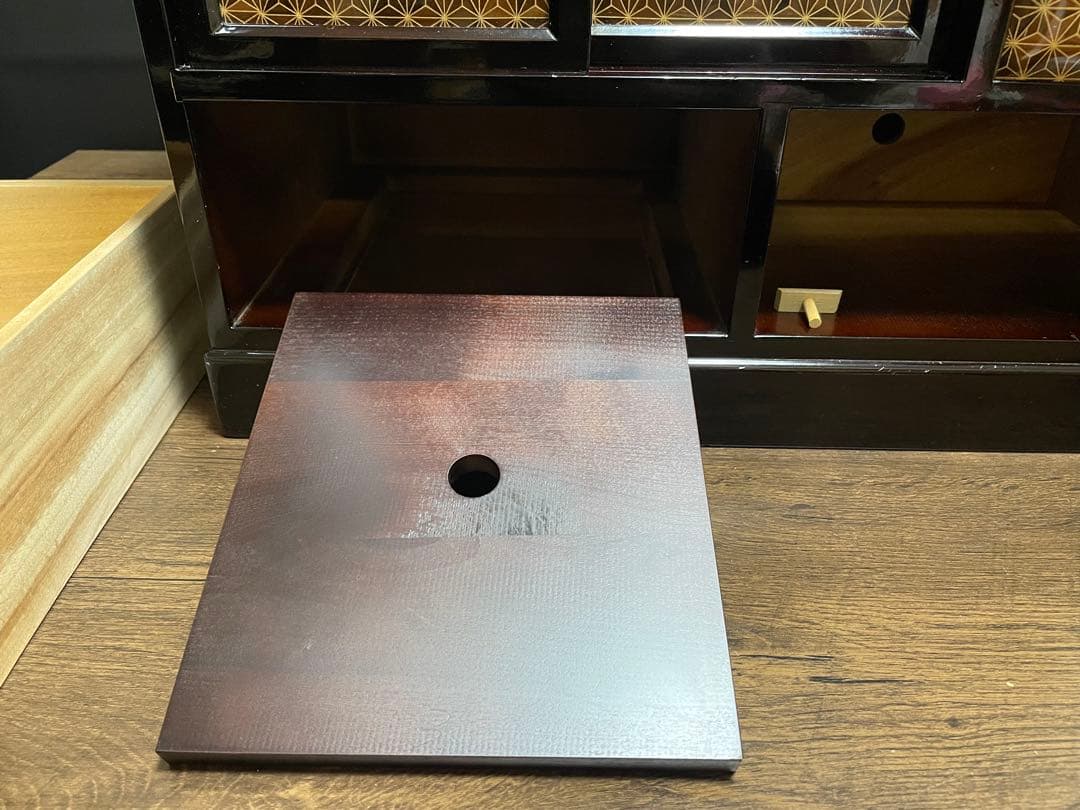 勲六等瑞宝章受章　露木清次創作　箱根寄木細工　小箪笥　伝統工芸品