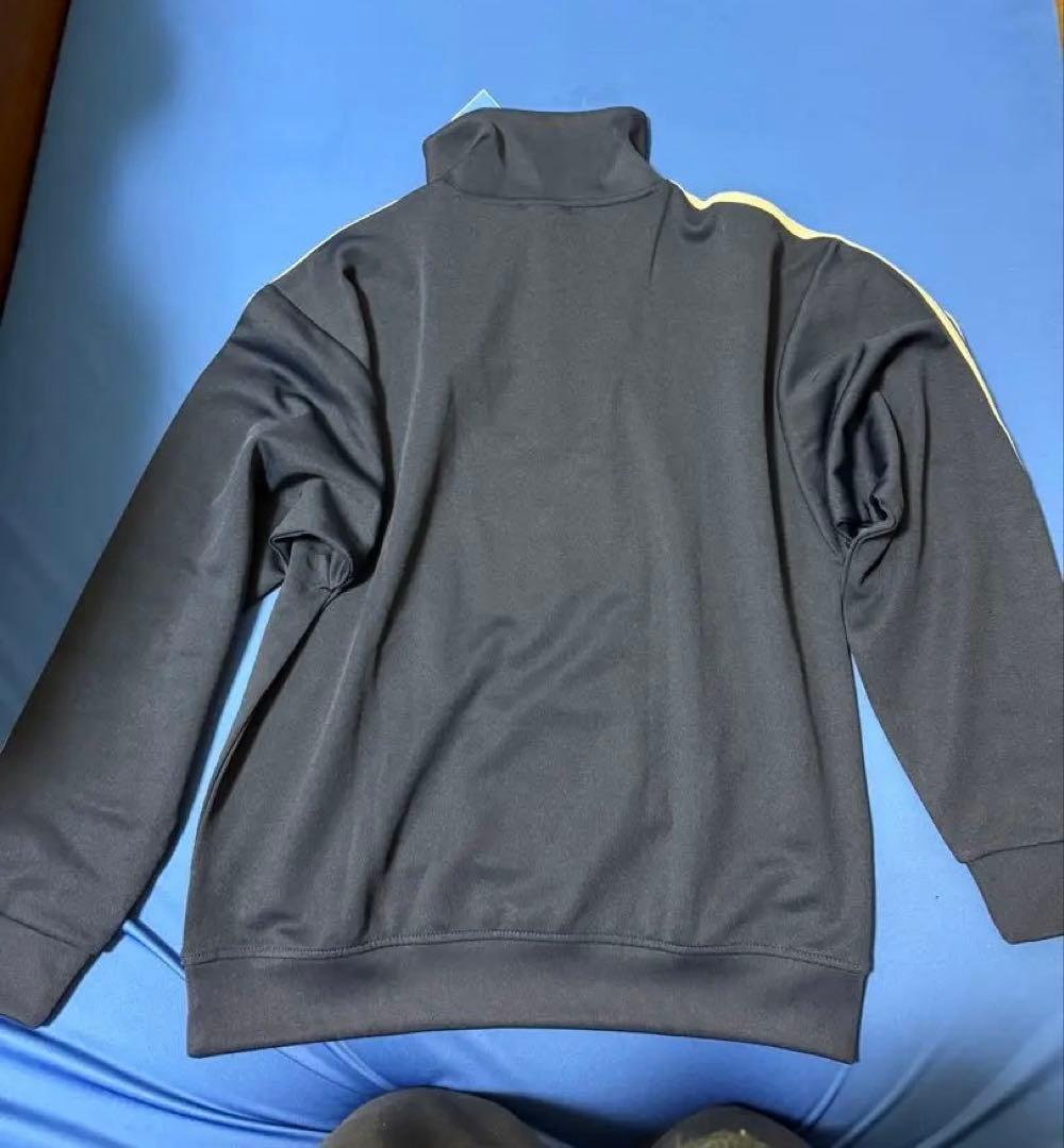 新品アディダス ファンネルネックトラックトップ　XL