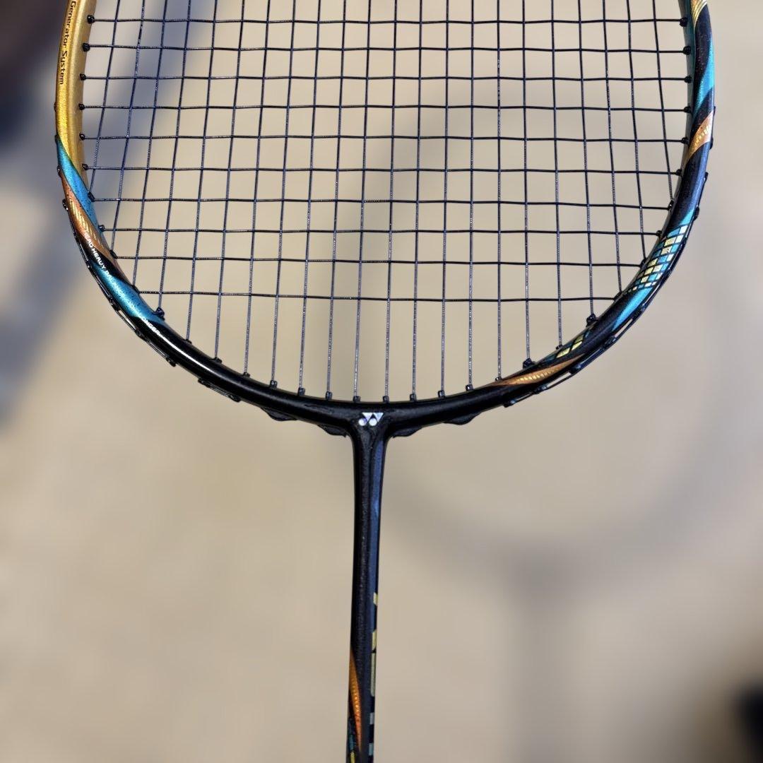 ASTROX 88D GAME バドミントンラケット4U