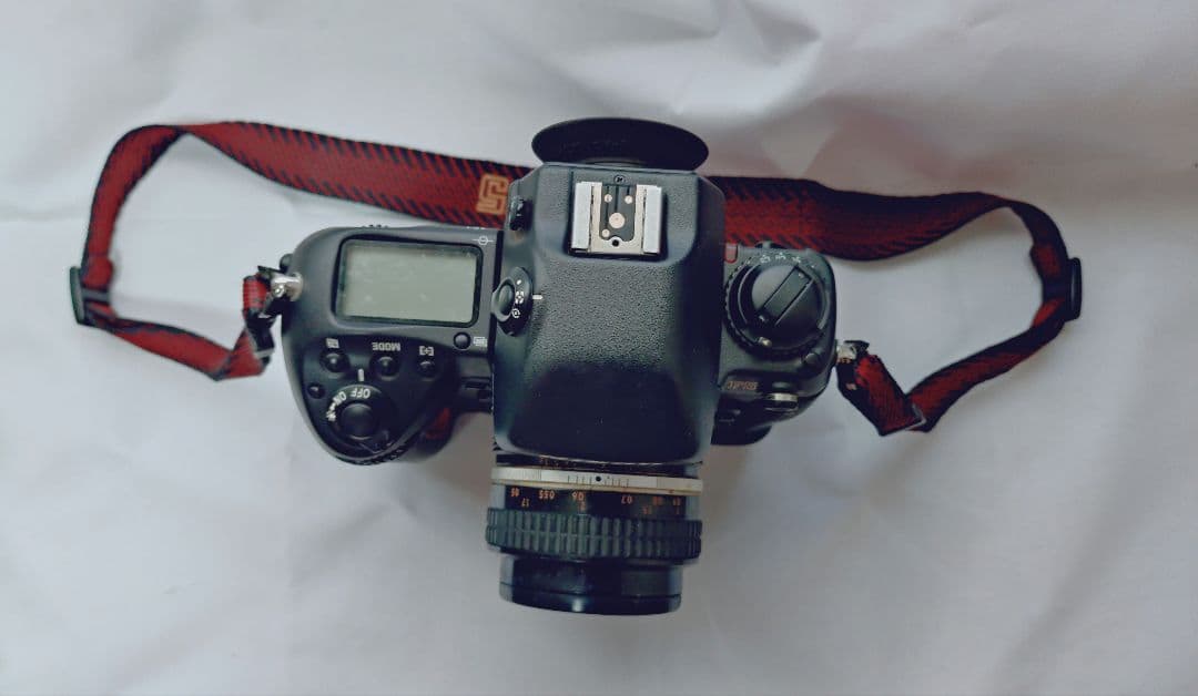 【ジャンク品】Nikon F5 一眼レフカメラ