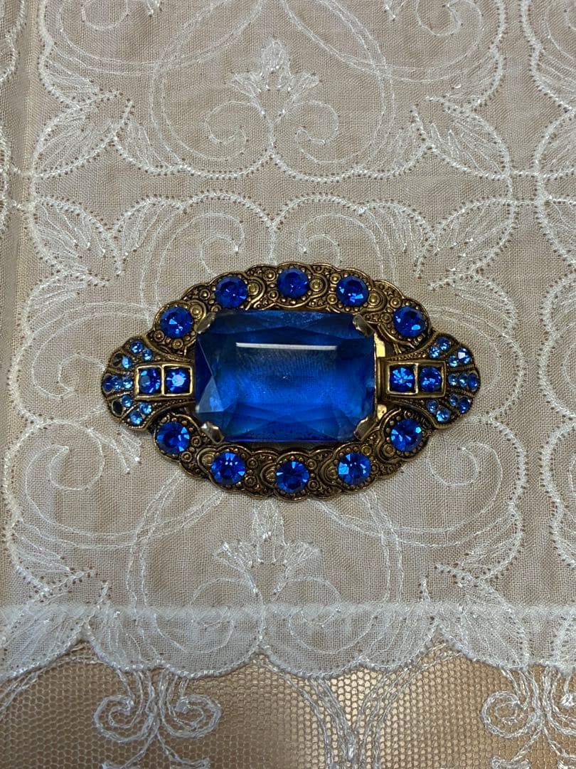 Dolce & Gabbana ブローチ　石外れ有り