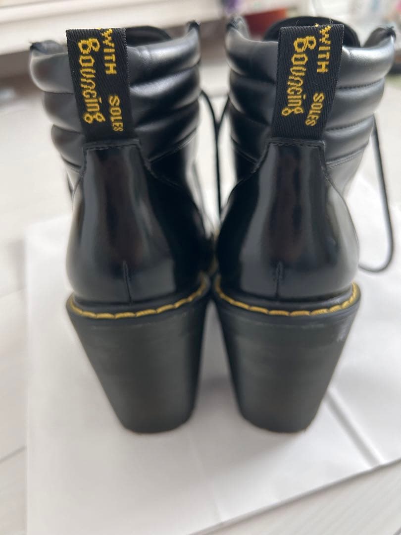 【ひまわり】ドクターマーチン ヒールブーツ UK4