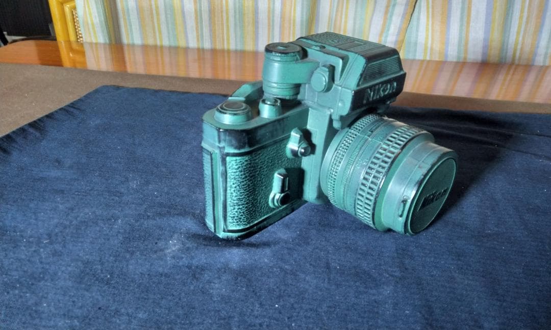 Nikon F2フォトミックAS貯金箱