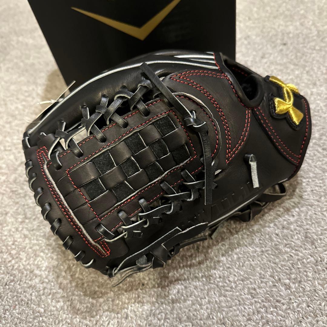 アンダーアーマー★UNDER ARMOUR 硬式グラブ　左投げ用　少年用