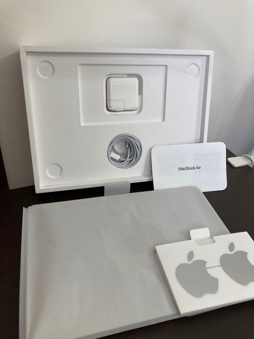 MacBook Air M2 13インチ メモリ8GB 256GB