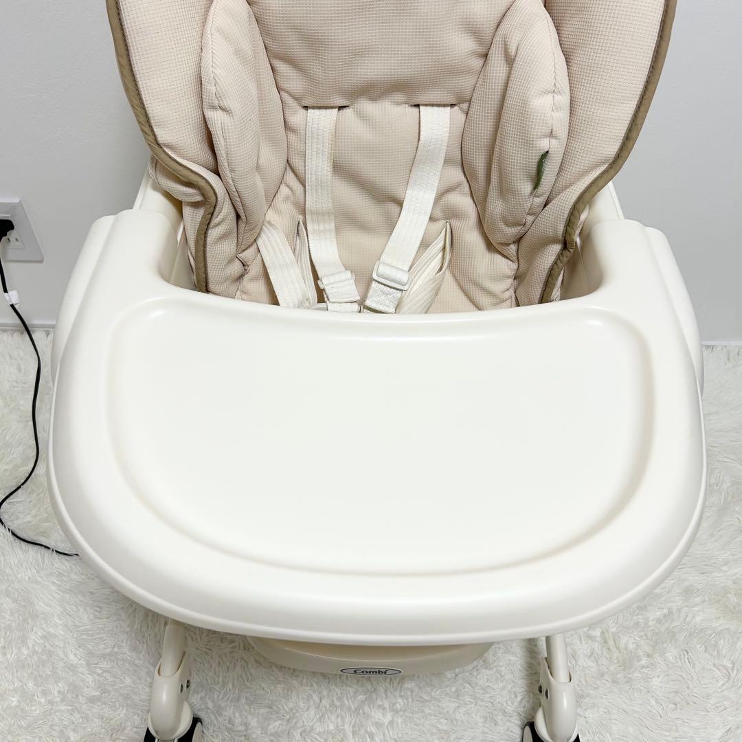 Combi（コンビ） ネムリラ AUTO SWING ルシエス AT 電動