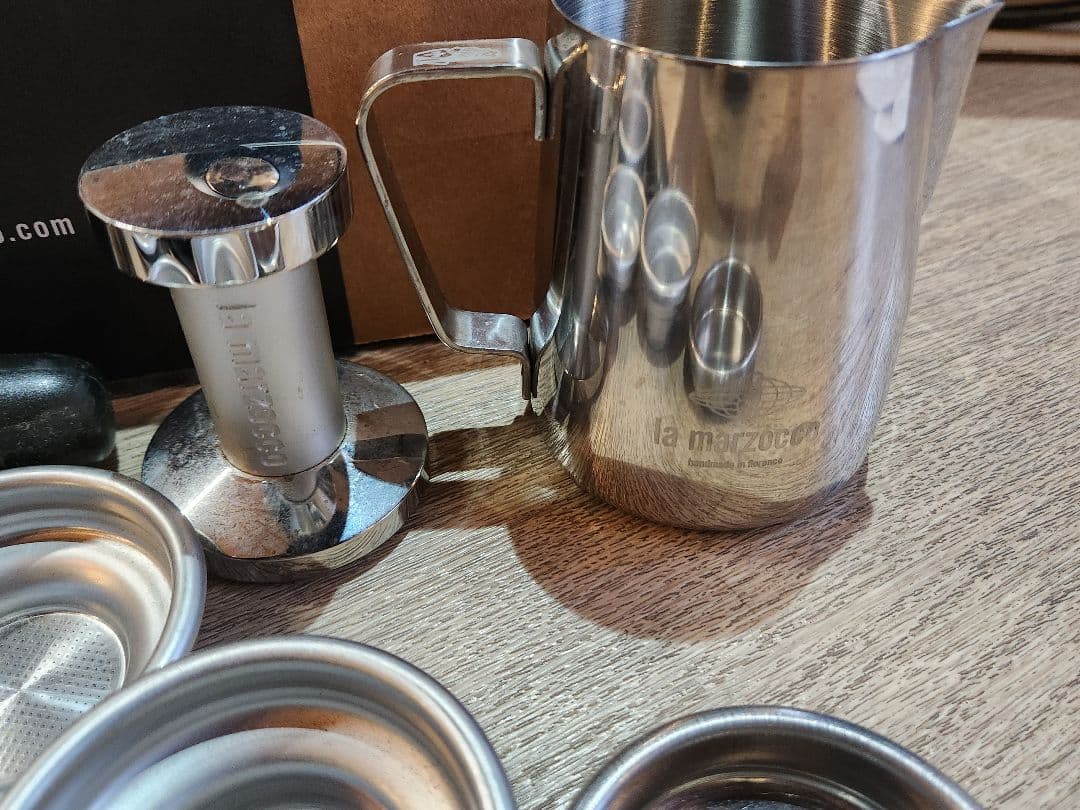 JW　La Marzocco エスプレッソマシン 黒