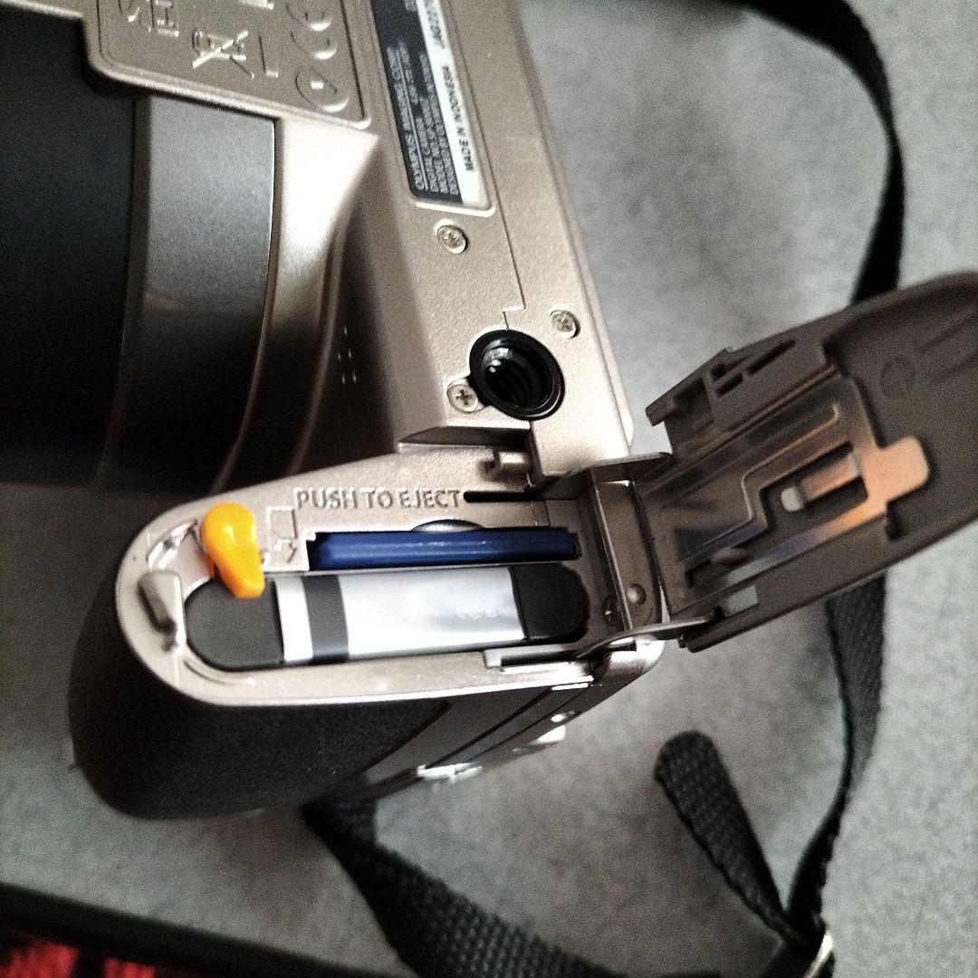 OLYMPUS・ SP-800UZ コンパクトデジタルカメラ1式