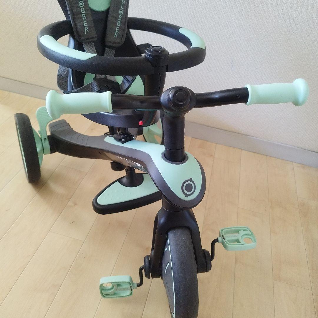 DADWAY限定★GLOBBERエクスプローラトライク4in1　シェード付き