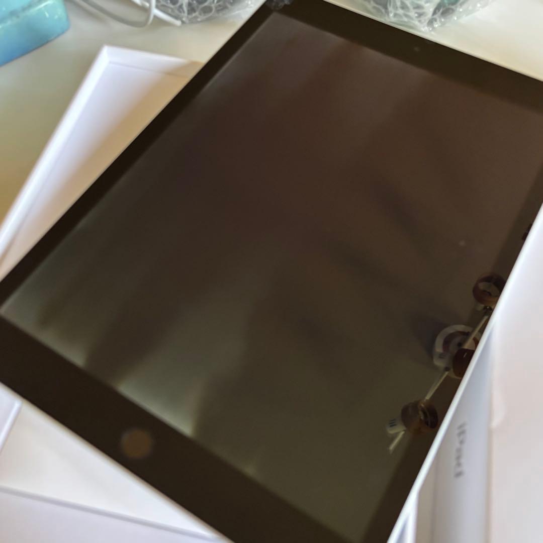 iPad A2604 第9世代【ジャンク品】