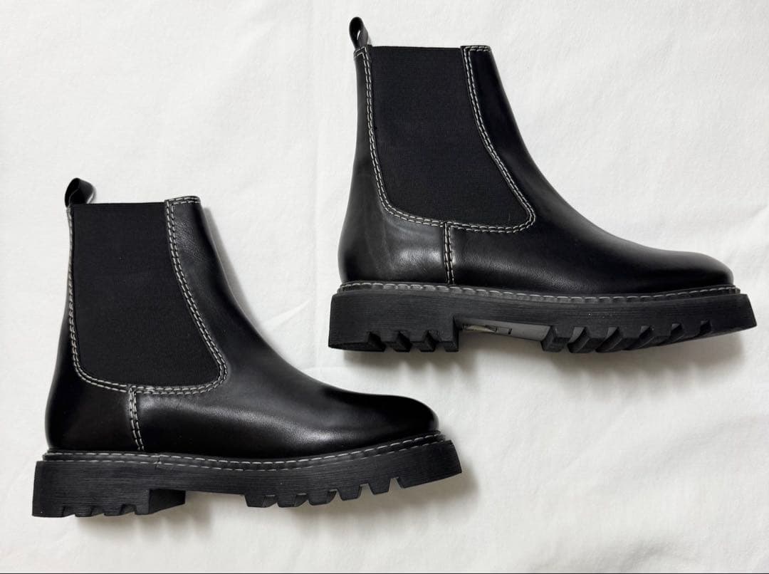 新品　TOMORROWLAND GALERIE VIE サイドゴアショートブーツ