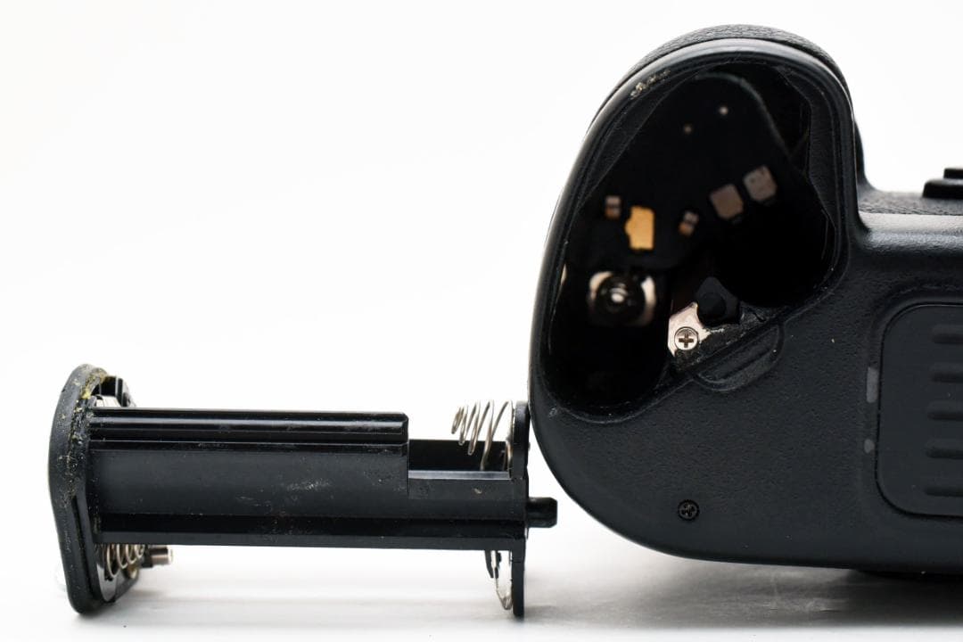 ニコン　Nikon F100 AF NIKKOR 35-70mm 3.3-4.5