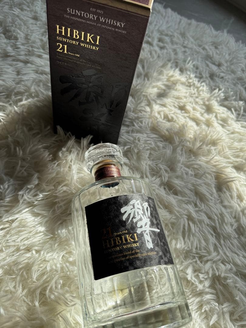 響21年 ウイスキー　空瓶　箱付き　Hibiki