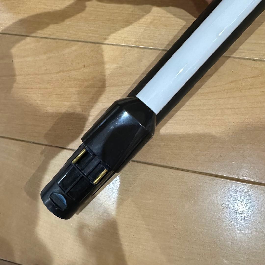 日立　充電式掃除機　付属品付き　PV-BKL11G