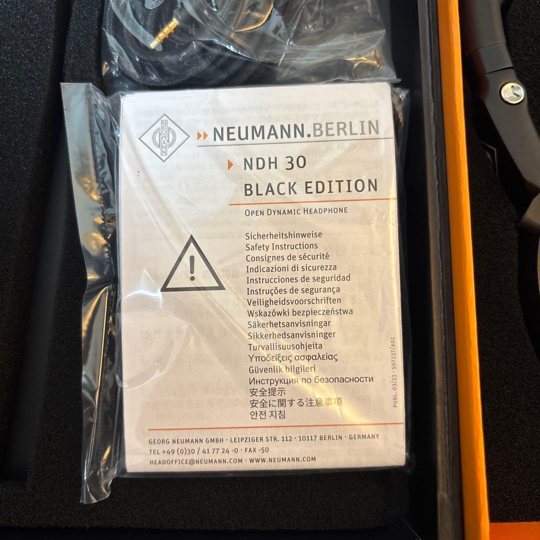 NDH 30 ブラック ヘッドフォン（付属品完備で延長保証付き）
