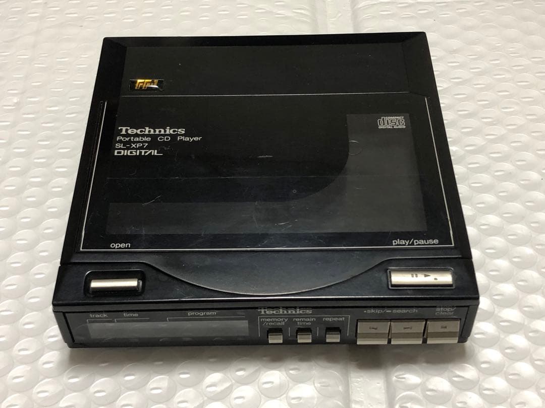Technics SL-XP7 ポータブルCDプレーヤー