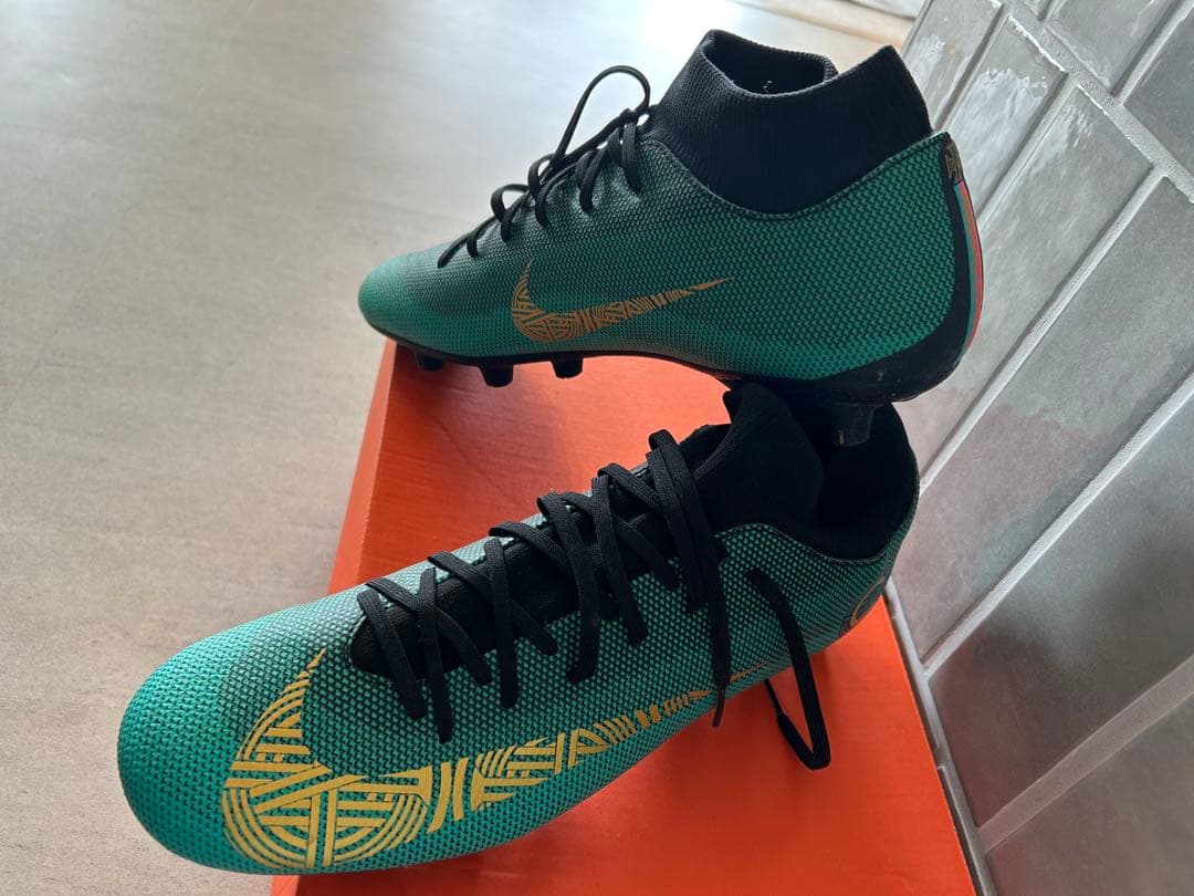 【希少】NIKEマーキュリアル スーパーフライ6 CR7 HG