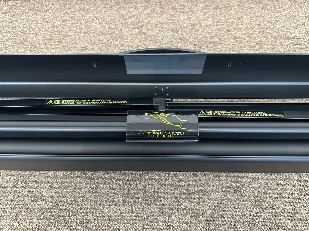 EPSON ELPSC25 90インチ 携帯型ロールスクリーン プロジェクター