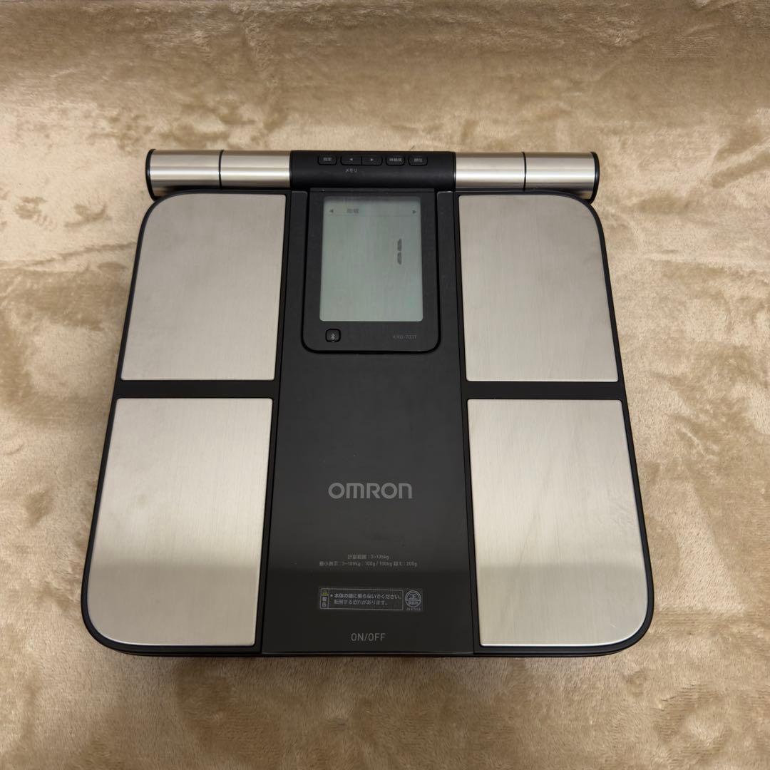 オムロン 体重体組成計 KRD-703T 両手両足測定