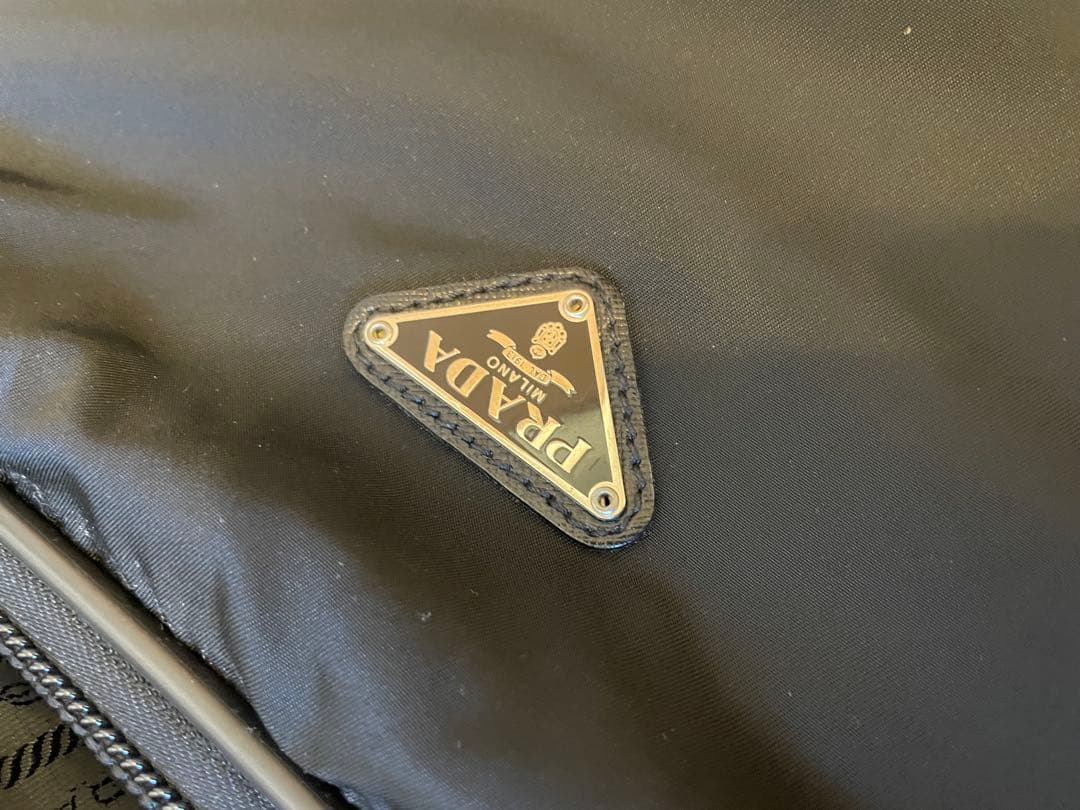 プラダ　スーツケース　PRADA