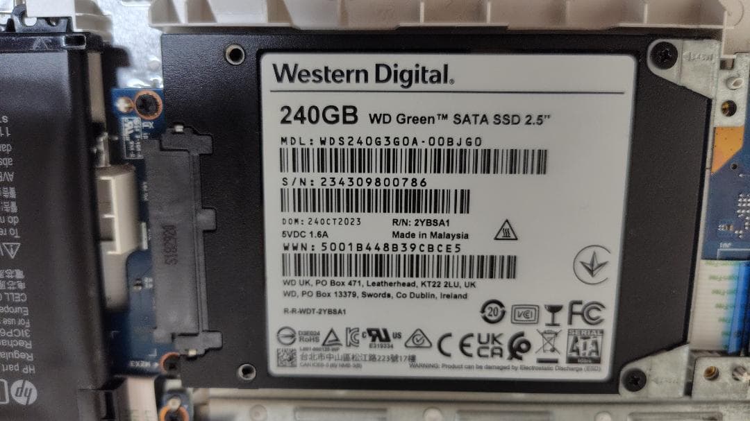 HP-15da0000 ノートパソコン　i5 8250U メモリ16GB