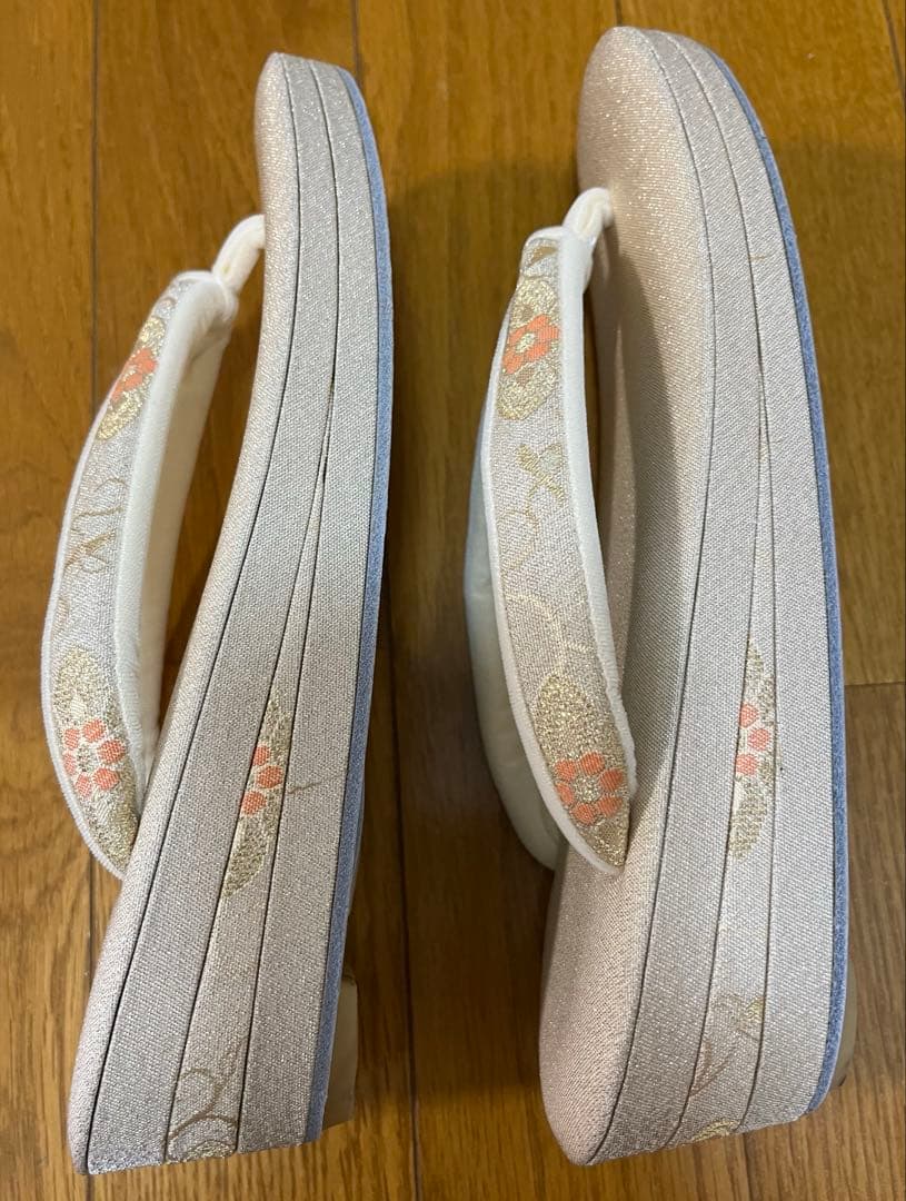 激安！！本革＆絹使用花柄刺繍和装用バッグと草履セット