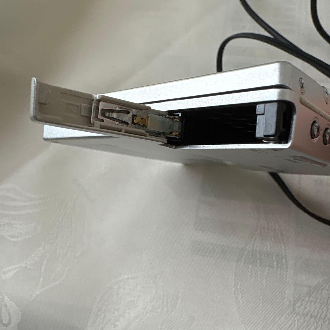 美品　SONY MDウォークマン MZ-E720 完動品
